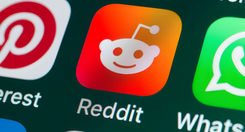Reddit contro lo spam AI: milioni di visualizzazioni bloccate